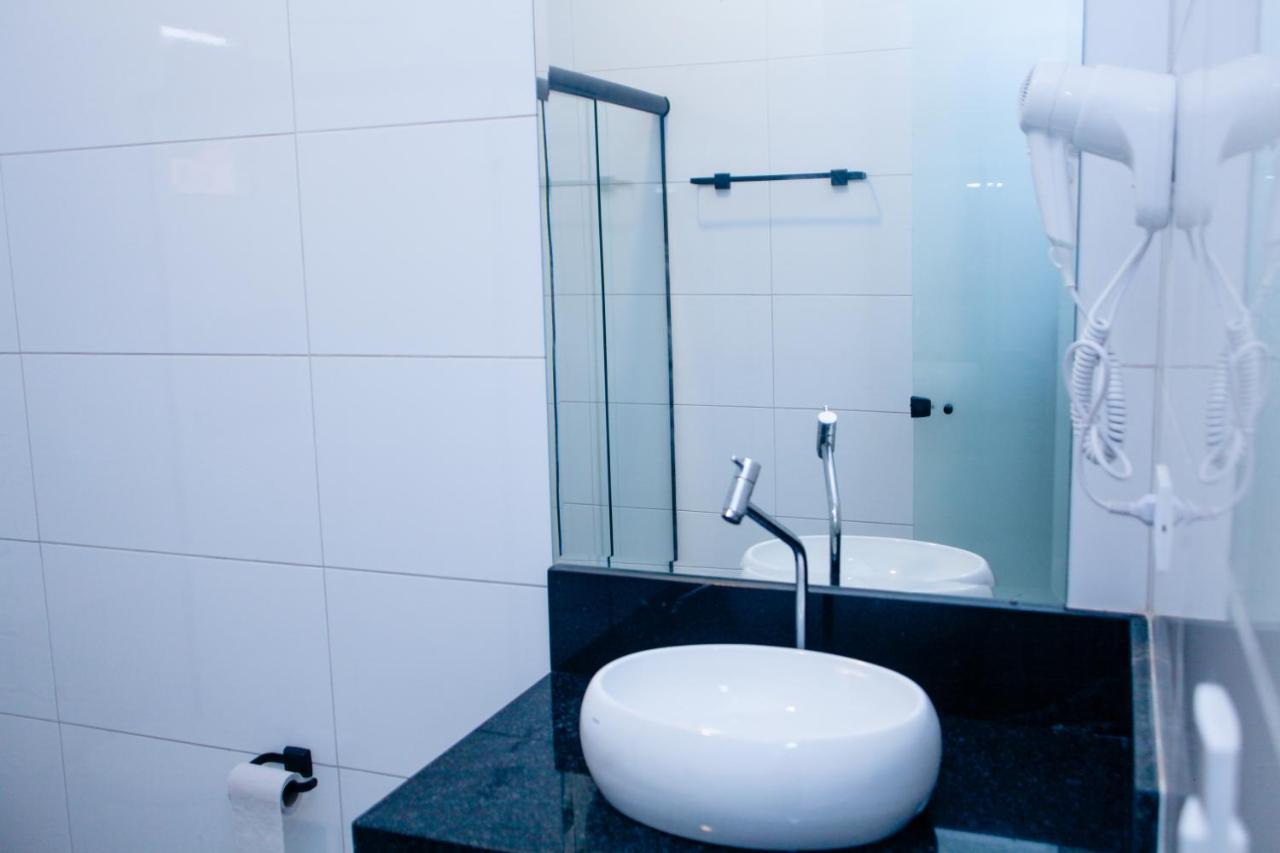 Hotel E Motel Madrugada Itu Ngoại thất bức ảnh